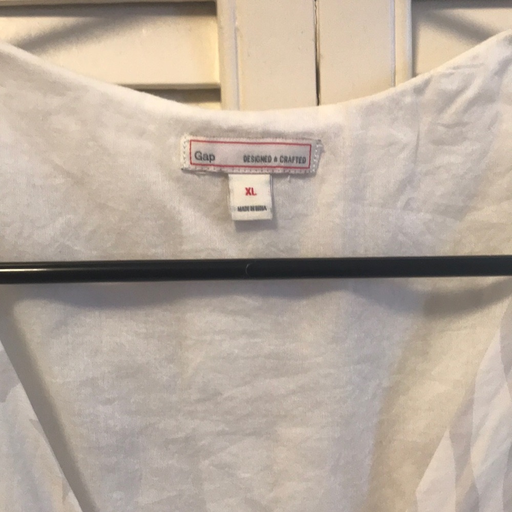 gap top - Picture 2 of 4